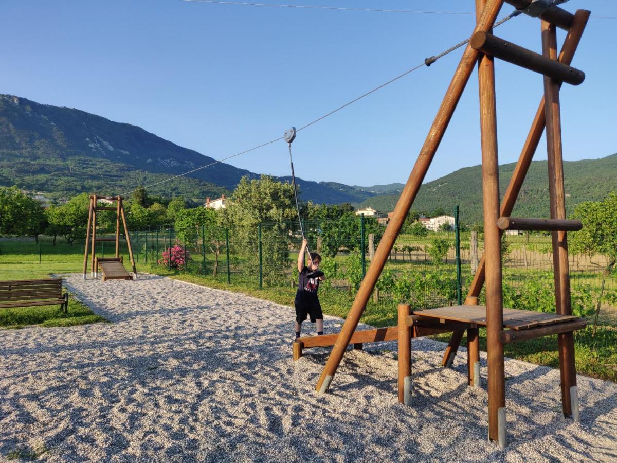 Small House In Vipava Valley Екстериор снимка